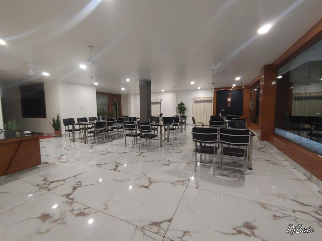 Tierra Hotel Cum Restaurant Kāziranga 외부 사진