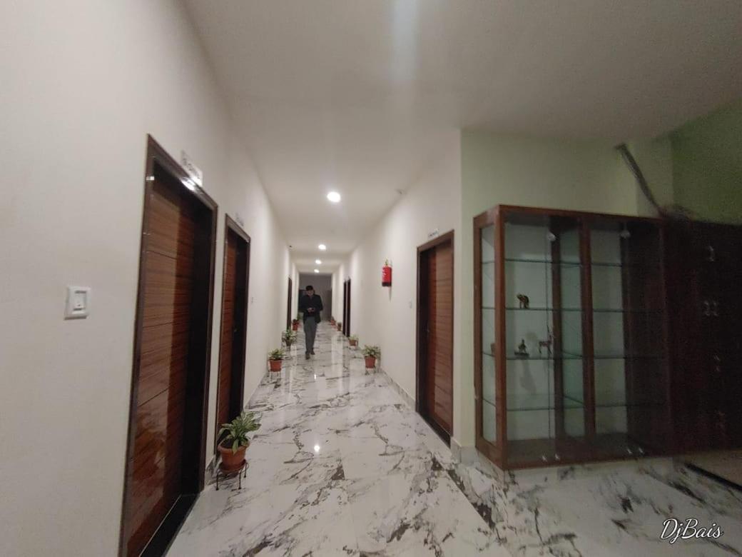 Tierra Hotel Cum Restaurant Kāziranga 외부 사진